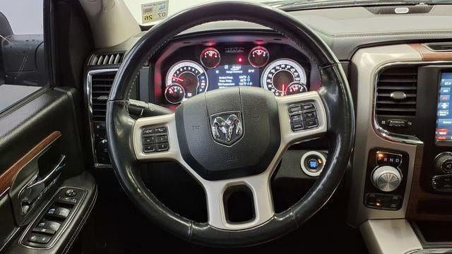 2018 RAM 1500 Laramie Crew Cab 4x4 5'7' Box