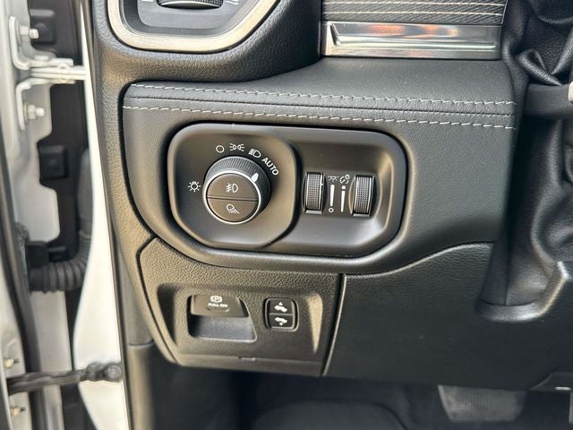 2020 RAM 1500 Limited Crew Cab 4x2 5'7' Box