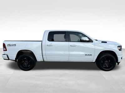 2020 RAM 1500 Big Horn Crew Cab 4x4 5'7' Box