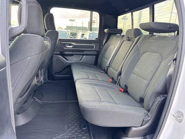 2020 RAM 1500 Big Horn Crew Cab 4x4 5'7' Box