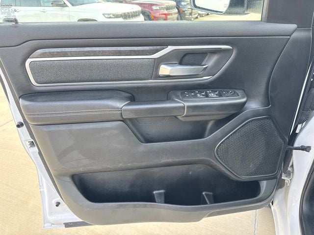 2020 RAM 1500 Big Horn Crew Cab 4x4 5'7' Box