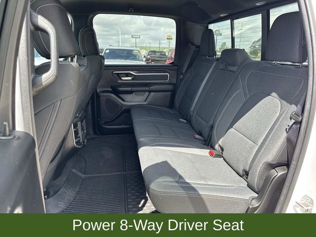 2022 RAM 1500 Big Horn Crew Cab 4x4 5'7' Box