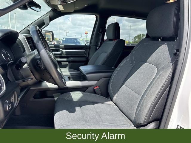 2022 RAM 1500 Big Horn Crew Cab 4x4 5'7' Box