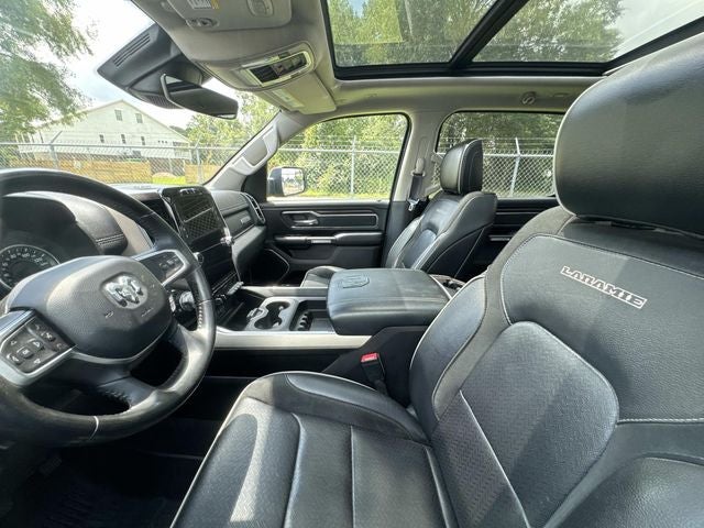 2022 RAM 1500 Laramie Crew Cab 4x4 5'7' Box