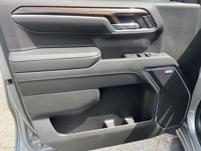 2023 Chevrolet Silverado 1500 4WD Crew Cab Short Bed RST