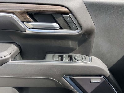 2023 Chevrolet Silverado 1500 4WD Crew Cab Short Bed RST