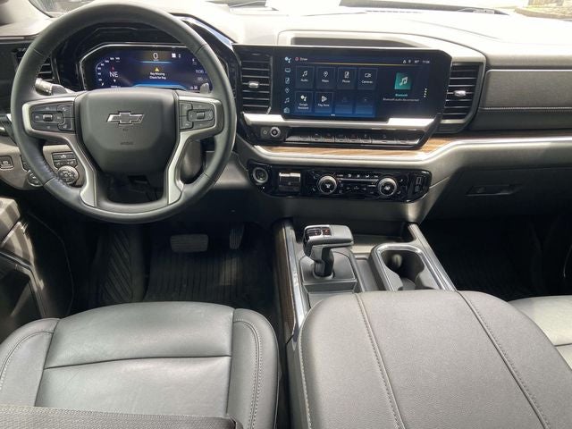2023 Chevrolet Silverado 1500 4WD Crew Cab Short Bed RST