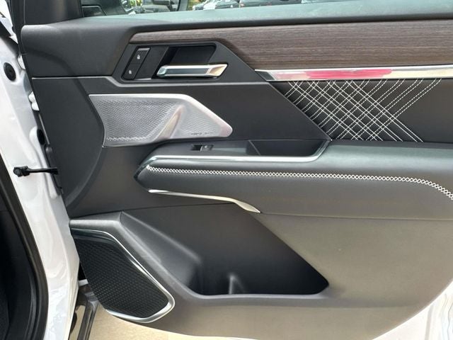 2025 GMC Acadia AWD Denali