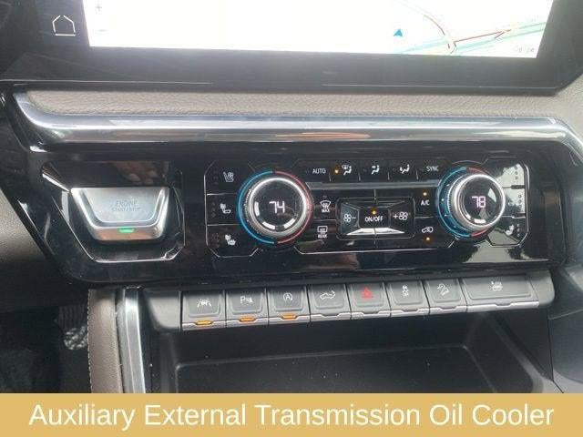 2023 GMC Sierra 1500 4WD Crew Cab Short Box Denali