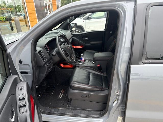 2023 Nissan Frontier Crew Cab PRO-X 4x2