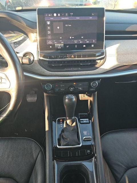 2022 Jeep Compass Latitude Lux 4x4