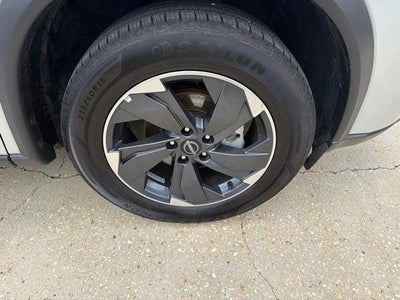2025 Nissan Rogue SV FWD