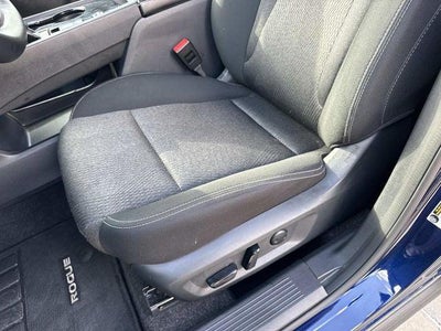 2025 Nissan Rogue SV FWD