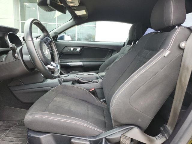 2021 Ford Mustang EcoBoost