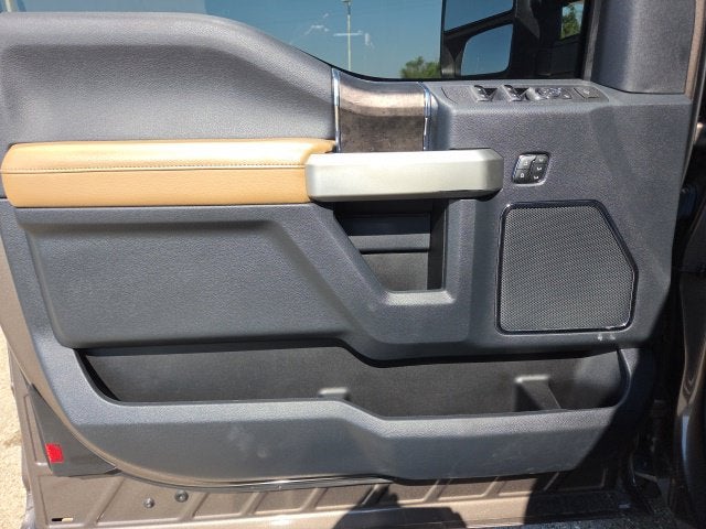 2022 Ford F-350SD Lariat