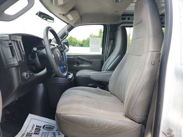 2017 Chevrolet Express 2500 Work Van Cargo