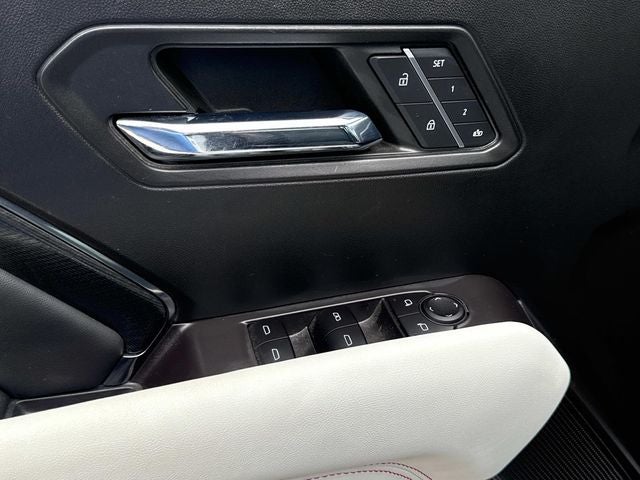2023 GMC Canyon AT4X