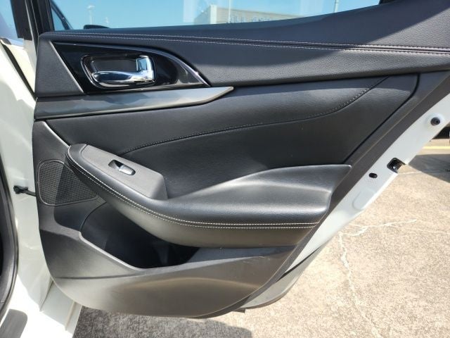 2022 Nissan Maxima SV