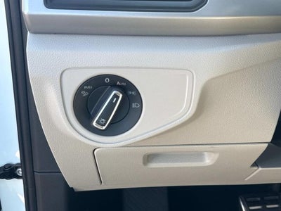 2021 Volkswagen Atlas 3.6L V6 SE w/Technology R-Line