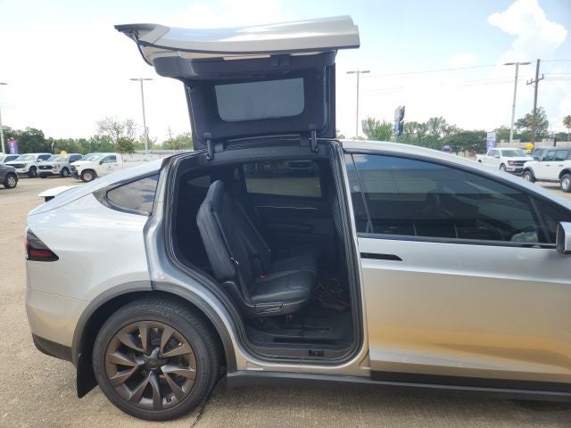 2024 Tesla Model X Base