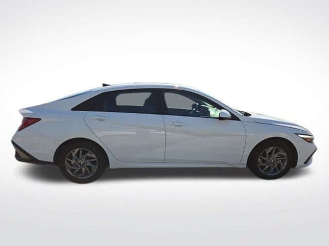 2024 Hyundai Elantra Hybrid Blue