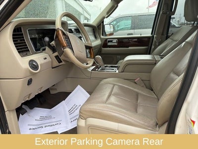 2012 Lincoln Navigator Base