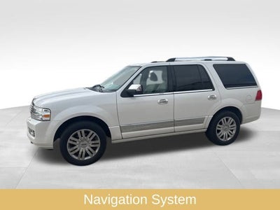 2012 Lincoln Navigator Base