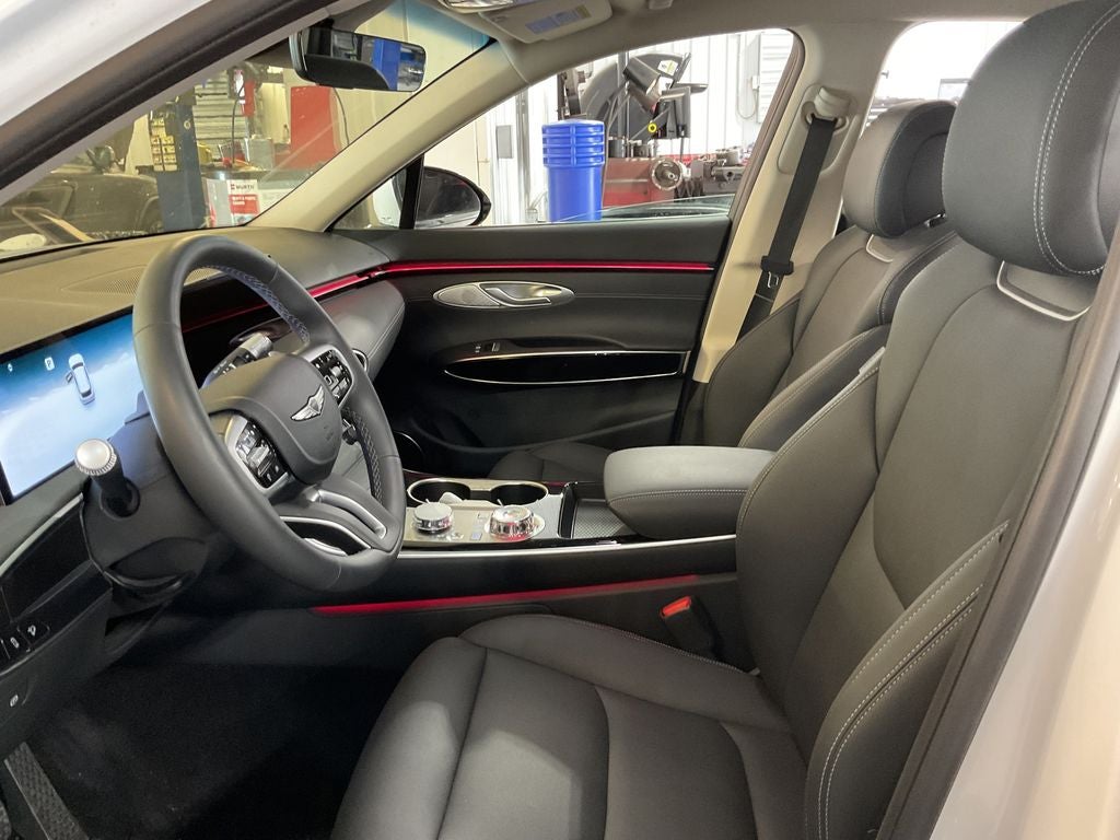 2026 Genesis GV70 2.5T