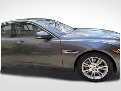 2018 Jaguar XE 25t Premium