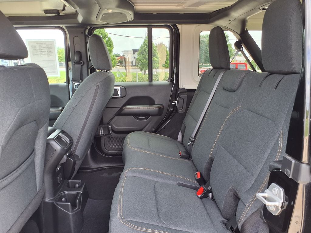 2025 Jeep Wrangler Sahara