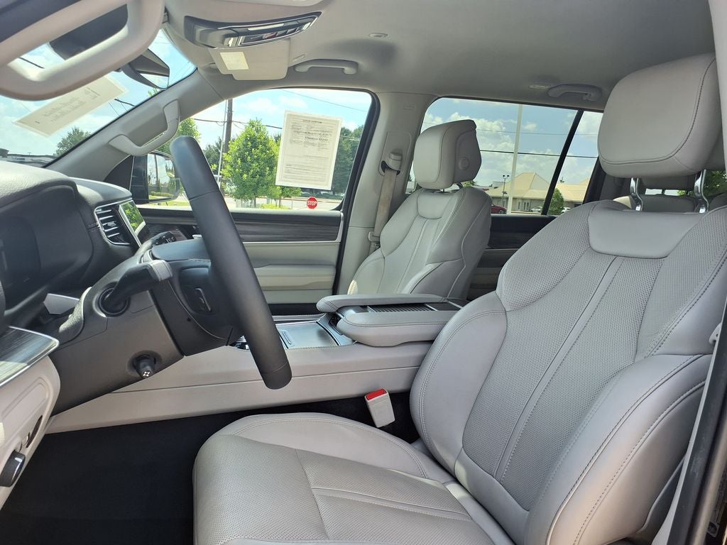 2024 Jeep Wagoneer L Series II