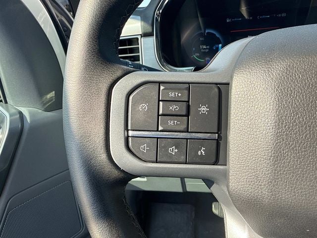 2023 Ford F-150 Lightning XLT