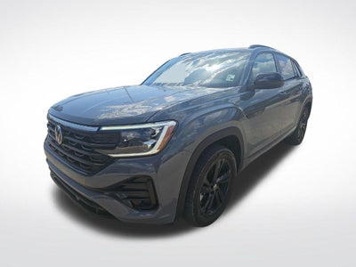 2025 Volkswagen Atlas Cross Sport 2.0T SEL R-Line Black