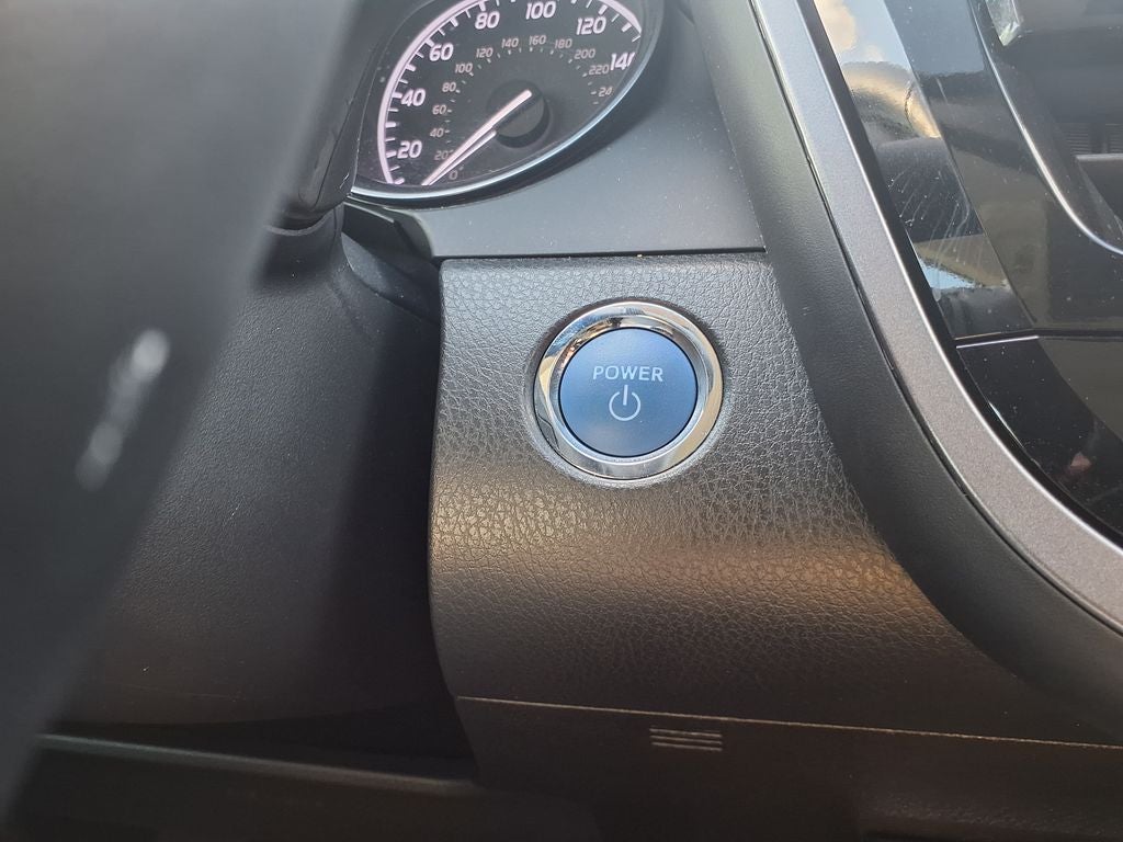 2024 Toyota Camry Hybrid SE