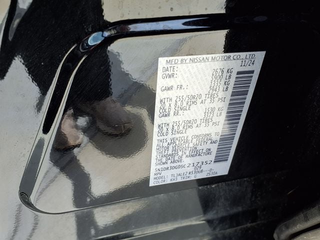 2025 Nissan Pathfinder Platinum