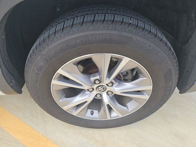 2016 Toyota Highlander LE Plus V6