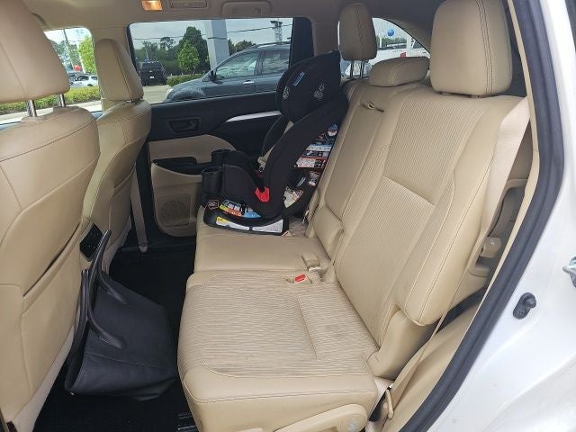 2016 Toyota Highlander LE Plus V6