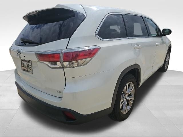 2016 Toyota Highlander LE Plus V6