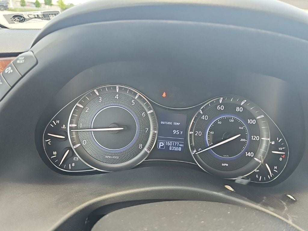 2019 INFINITI QX80 LUXE