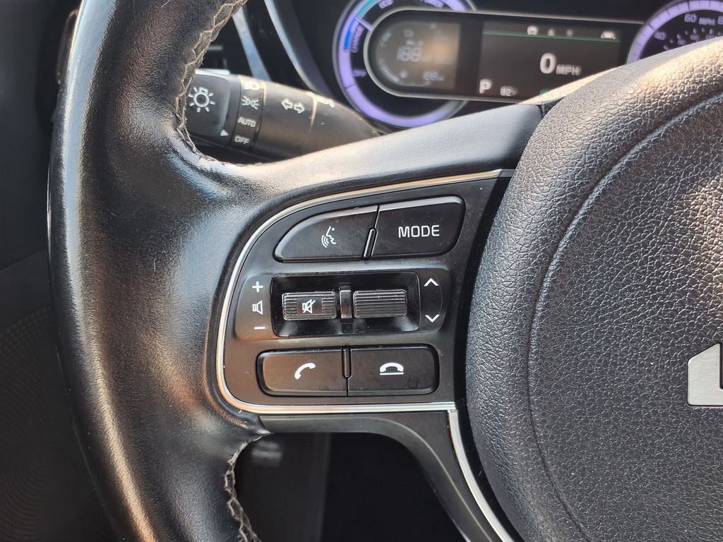 2022 Kia Niro Plug-In Hybrid LXS