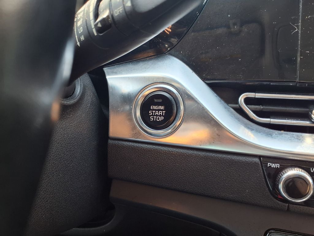 2022 Kia Niro Plug-In Hybrid LXS