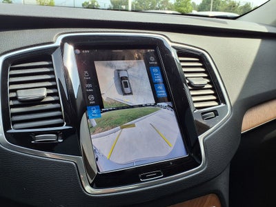 2024 Volvo XC90 B6 Plus Bright Theme