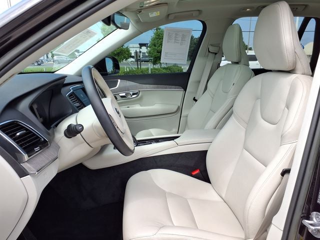 2023 Volvo XC90 B6 Plus 7-Seater