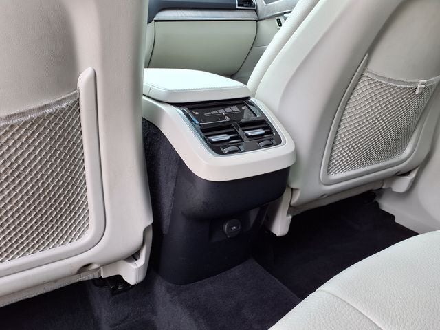 2023 Volvo XC90 B6 Plus 7-Seater
