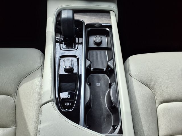 2023 Volvo XC90 B6 Plus 7-Seater