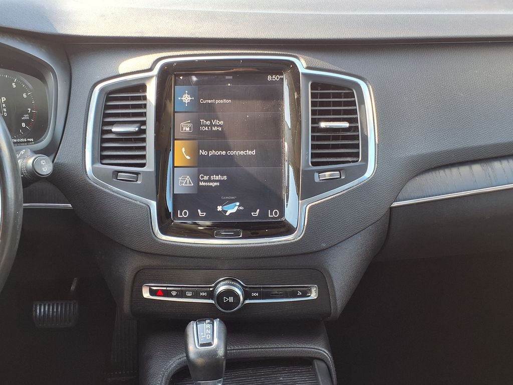 2020 Volvo XC90 T6 Momentum