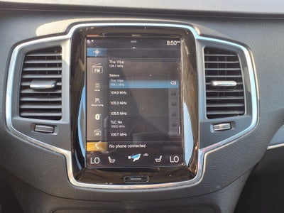 2020 Volvo XC90 T6 Momentum