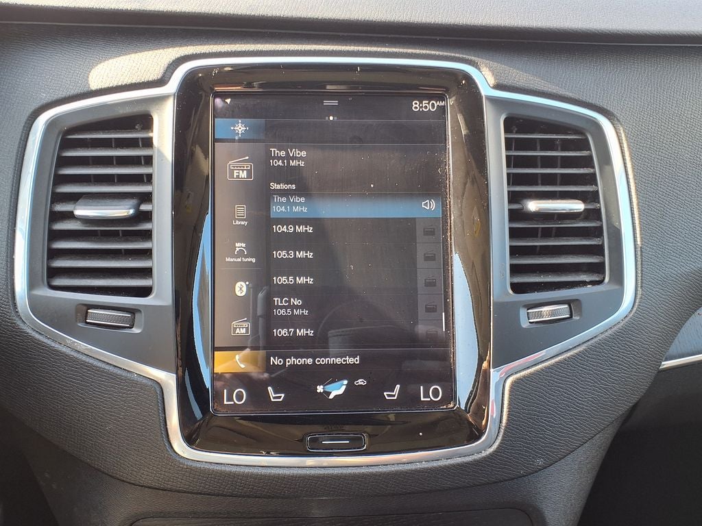 2020 Volvo XC90 T6 Momentum