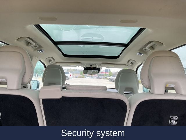 2018 Volvo XC90 T6 Momentum