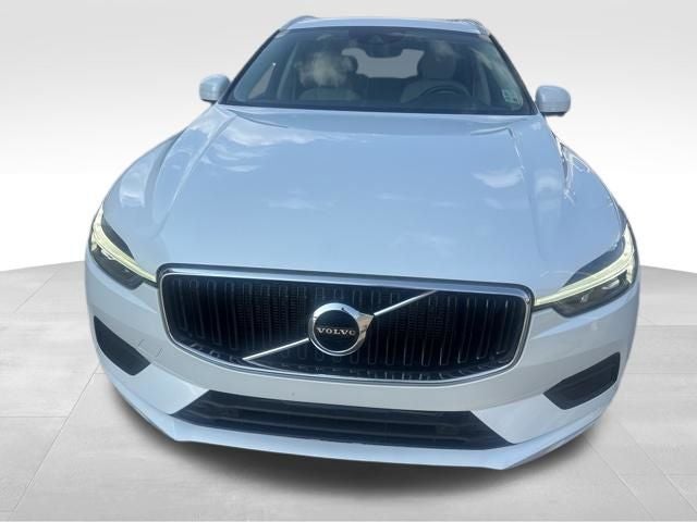 2021 Volvo XC60 T6 Momentum